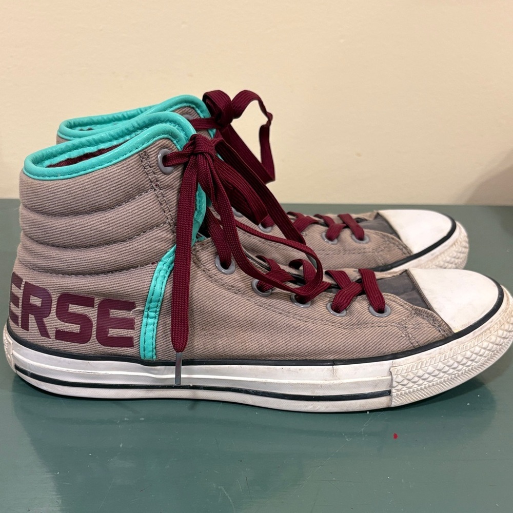 Women’s Converse Chuck Taylor All-Star Double Tongue High-Tops. Size 9